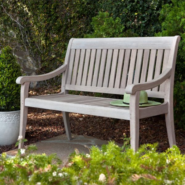 Amber Bench | Golf Course Furnishings | Designer Golf Products