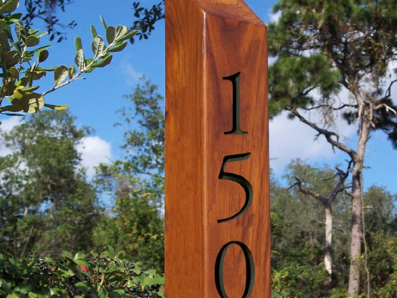 Yardage Markers Golf Course Tee & Fairway Yardage Markers