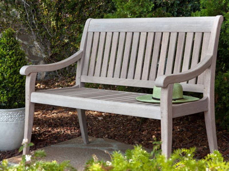 Benches For Golf Courses Driving Range, Clubhouse & Tee Areas